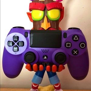 CRASH BANDICOOT AKU AKU GAMING REMOTE CONTROLLER